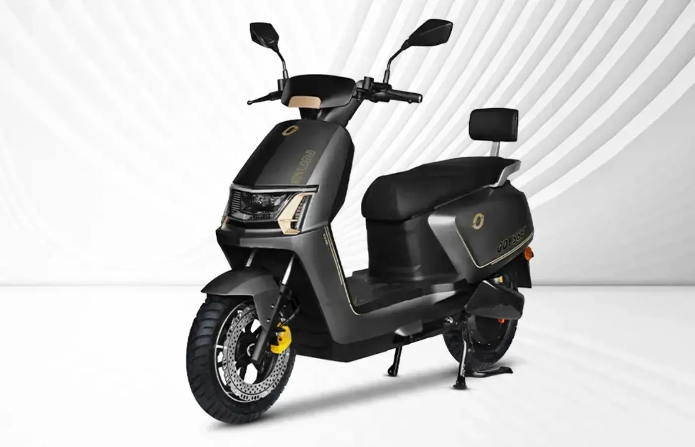 Odysse Sun electric scooter introduced at a price of Rs 81,000, offering a range of up to 130 Km. Featured Image